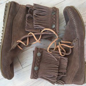 Minnetonka Double Fringe Tramper Boots